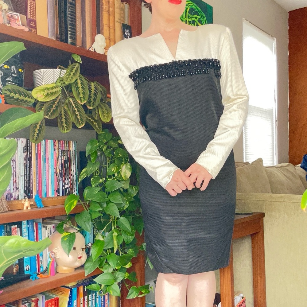 Vintage Tom and Linda Platt Black and Cream Dress
